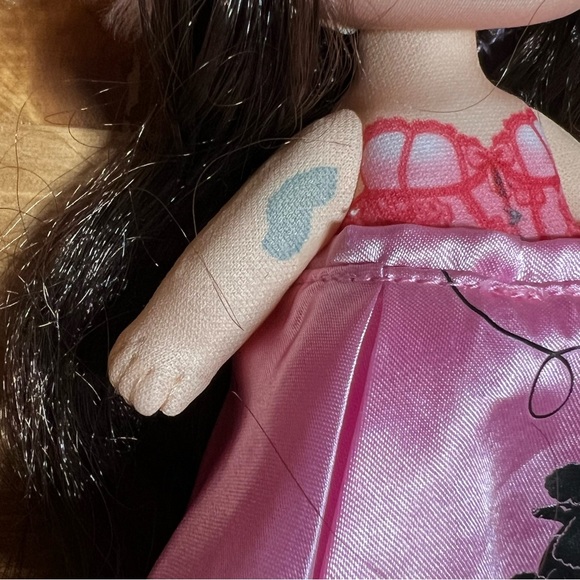 Na Na Na Surprise Doll Fifi Le'Fluff Series 3 - Picture 4 of 9